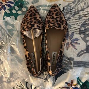 Steve Madden pointy toe Flats